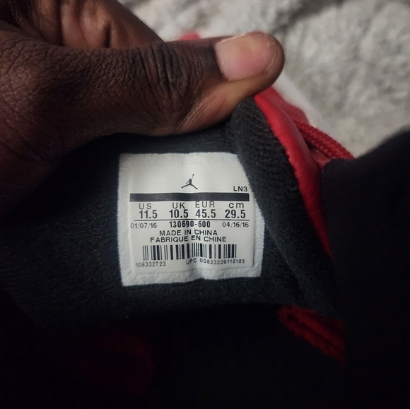 Jordan 12s - Picture 4 of 4